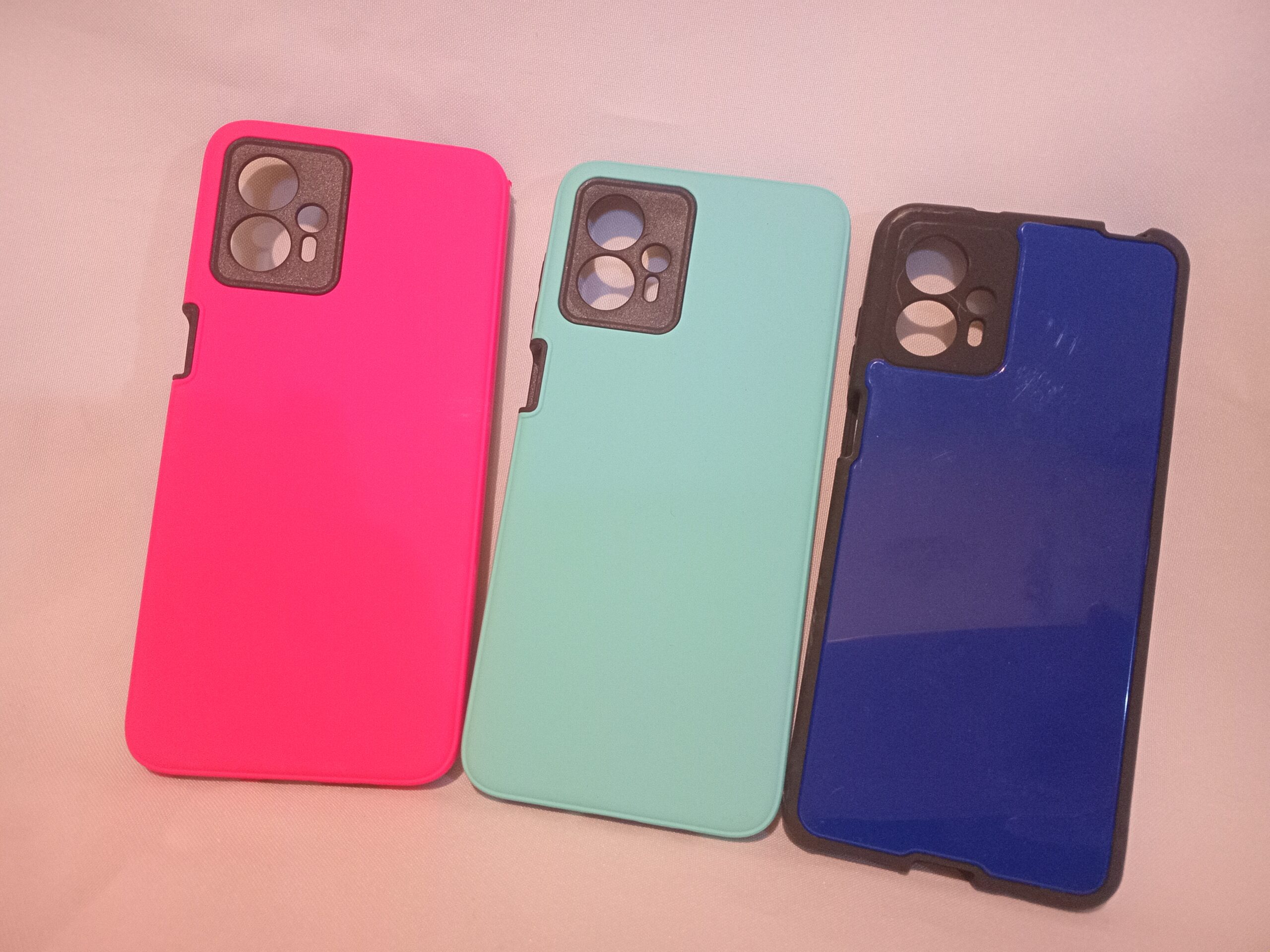 MOTOROLA G13/G23 1 MOTOROLA G13/G23